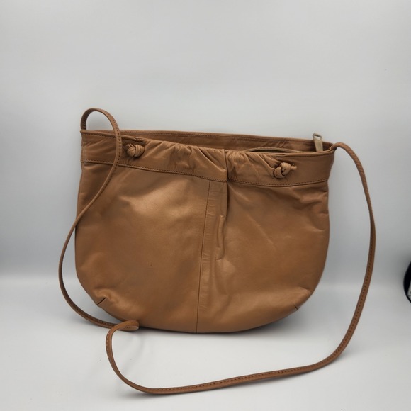 Soft Genuine Leather Caramel‎ Colored Handbag made in Dominican Republic - Picture 1 of 9